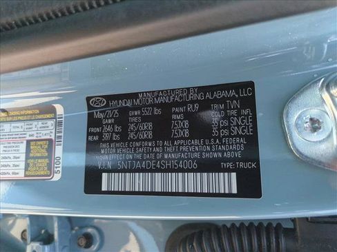 Used 2025 Hyundai Santa Cruz SE FWD image 23