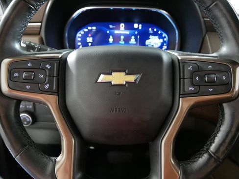 Used 2022 Chevrolet Tahoe High Country AWD/4WD image 25