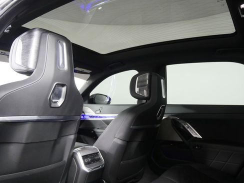 Used 2023 BMW 740i 740i image 6