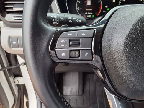 Used 2024 Honda Pilot Touring image 20