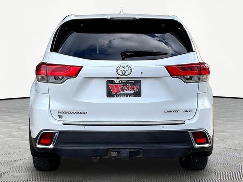 Used 2017 Toyota Highlander Limited image 5