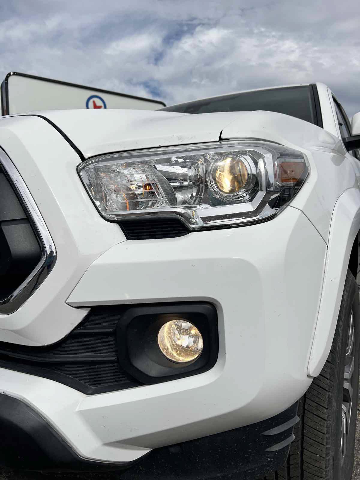 Used 2023 Toyota Tacoma SR5 RWD image 12