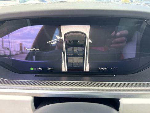 Used 2022 Tesla Model S Plaid image 34