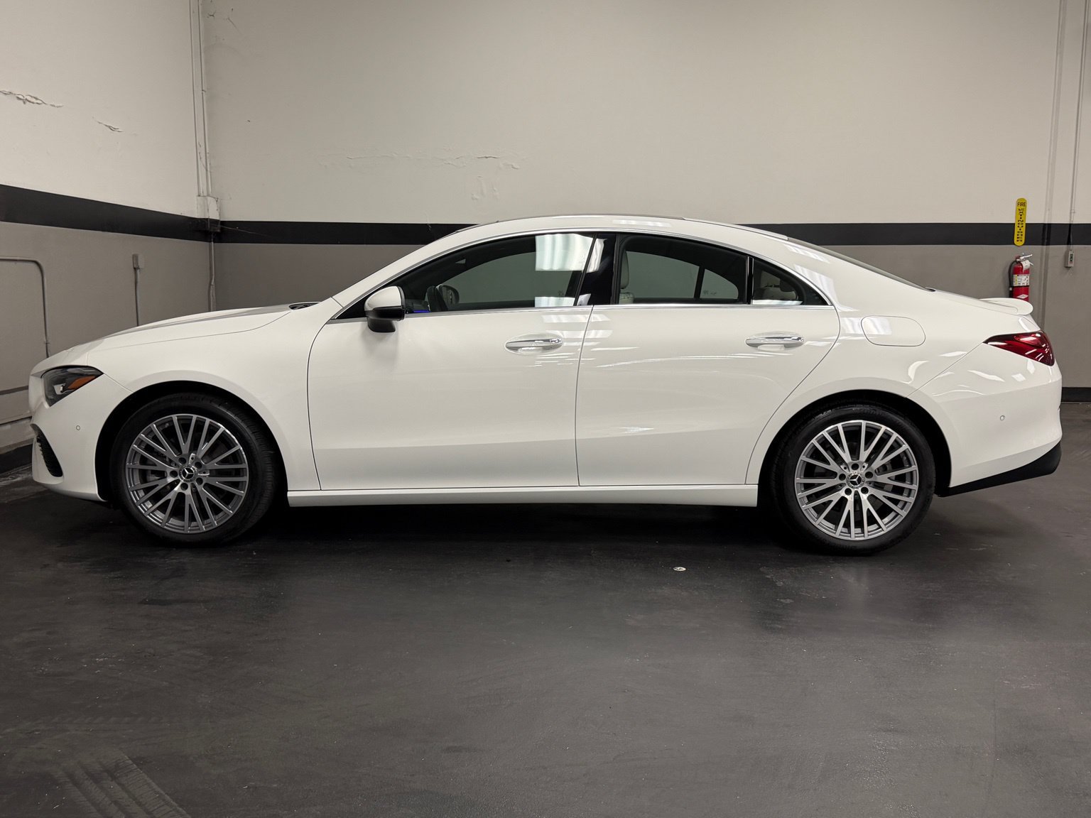 Certified 2025 Mercedes-Benz CLA 250 image 9