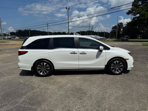 Used 2022 Honda Odyssey EX-L image 2