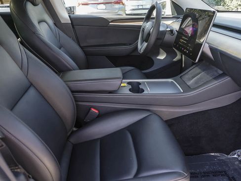 Used 2023 Tesla Model Y Long Range AWD/4WD image 15