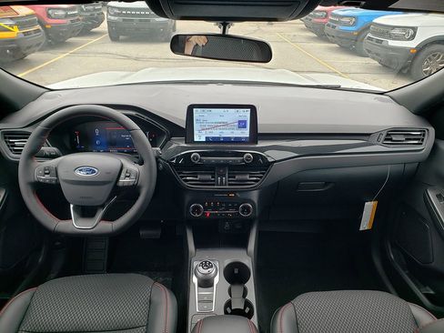 New 2026 Ford Escape ST-Line w/ Cold Weather Package AWD/4WD image 13