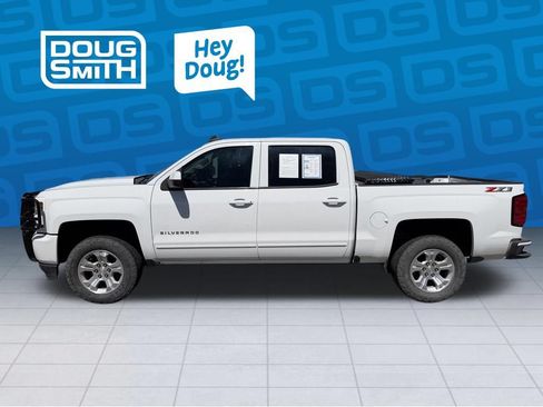 Used 2018 Chevrolet Silverado 1500 LT w/ All Star Edition AWD/4WD image 2