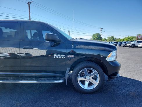 Used 2014 RAM 1500 Express AWD/4WD image 4