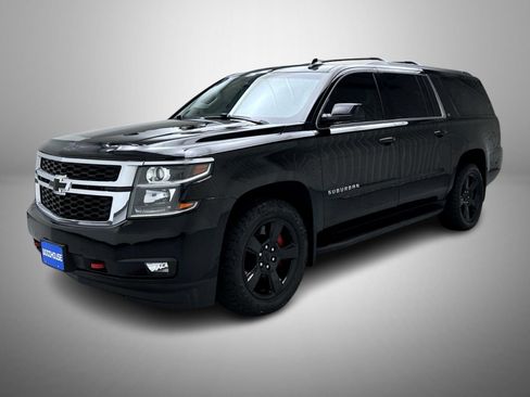 Used 2019 Chevrolet Suburban LT w/ Luxury Package AWD/4WD image 1