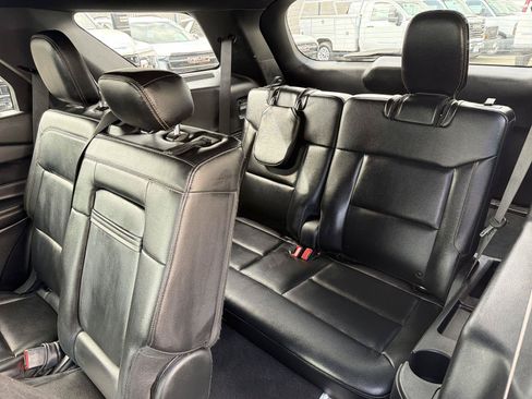 Used 2020 Ford Explorer XLT w/ Equipment Group 202A RWD image 42
