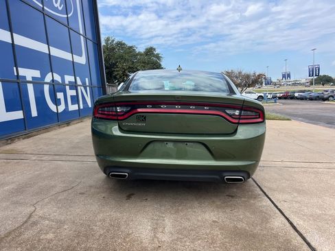 Used 2023 Dodge Charger SXT image 6