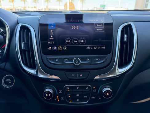 Used 2023 Chevrolet Equinox LT image 12