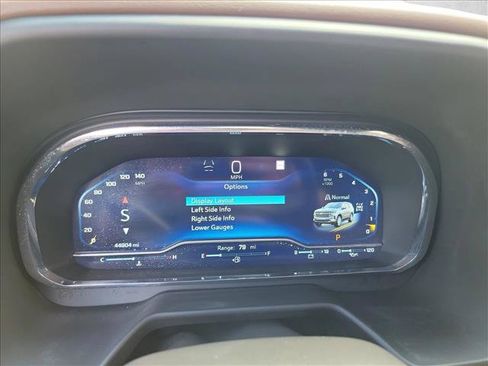 Used 2022 Chevrolet Tahoe High Country w/ Premium Package AWD/4WD image 21