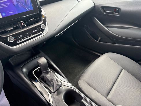 Used 2024 Toyota Corolla LE FWD image 23
