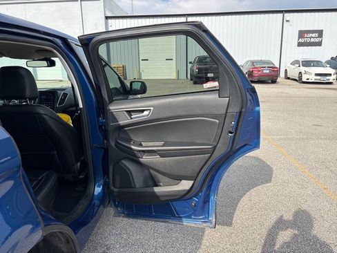 Used 2024 Ford Edge SEL image 15