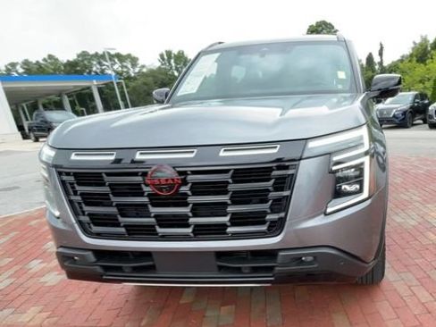 Used 2025 Nissan Armada PRO-4X w/ Pro-4X Premium Package AWD/4WD image 4