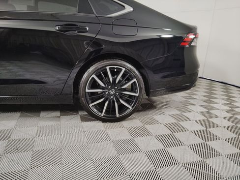 Certified 2025 Honda Accord Touring image 11