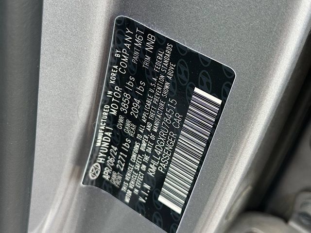 Certified 2024 Hyundai Elantra SE FWD image 29