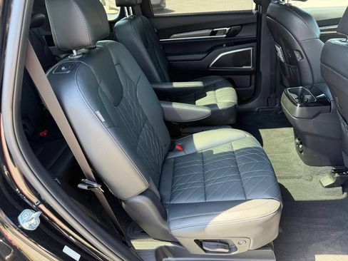Used 2024 Kia Telluride SX Prestige X-Line AWD/4WD image 19