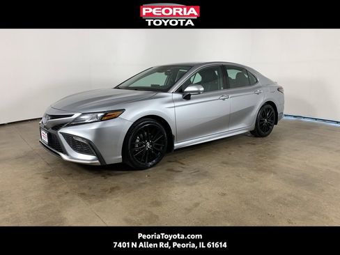 Used 2024 Toyota Camry XSE image 1
