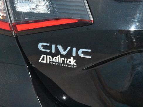 Certified 2024 Honda Civic EX-L image 32