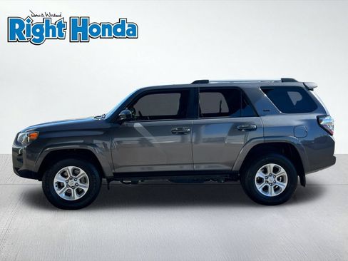 Used 2023 Toyota 4Runner SR5 RWD image 3