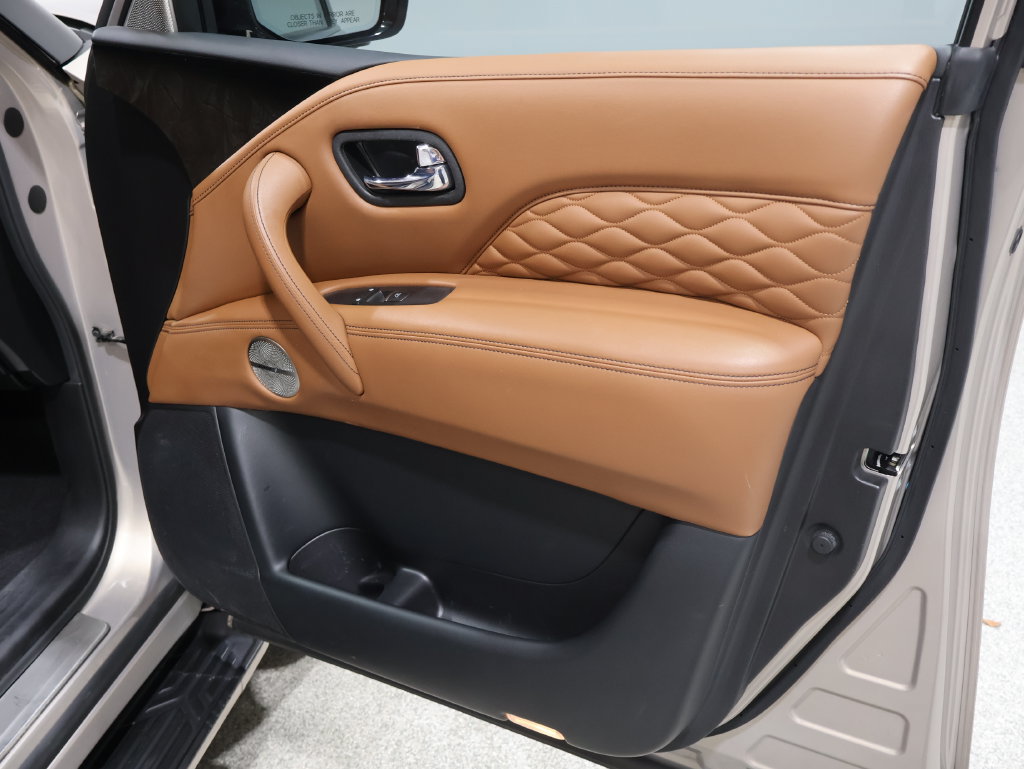 Used 2021 INFINITI QX80 Sensory w/ All-Season Package AWD/4WD image 31