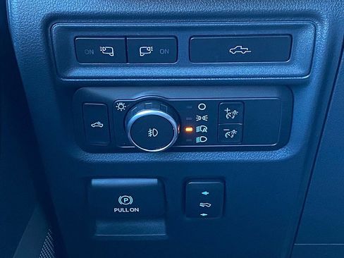 Certified 2022 Ford F150 Platinum w/ Equipment Group 701A High image 53