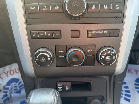 Used 2012 Chevrolet Traverse LT image 28