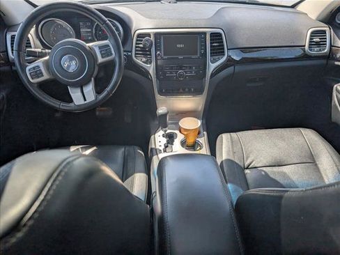 Used 2013 Jeep Grand Cherokee Laredo AWD/4WD image 17