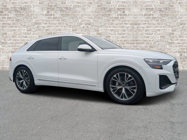 Used 2026 Audi Q8 Premium Plus AWD/4WD image 1