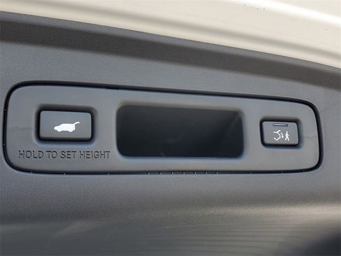 Certified 2025 Acura ADX FWD image 10