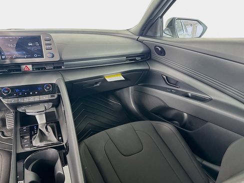 New 2026 Hyundai Elantra SEL Sport Premium FWD image 24