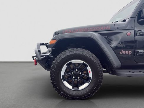 Used 2022 Jeep Wrangler Unlimited Rubicon w/ Cold Weather Group AWD/4WD image 20