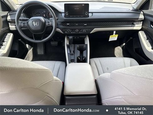 Certified 2025 Honda Accord SE image 15