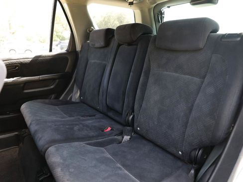 Used 2006 Honda CR-V EX image 8