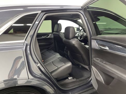 Used 2022 Cadillac XT5 Premium Luxury image 21