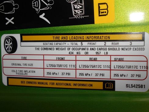 New 2025 Jeep Gladiator Sport image 37