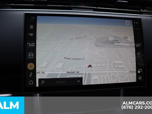 Used 2025 Land Rover Range Rover Long Wheelbase SE image 40