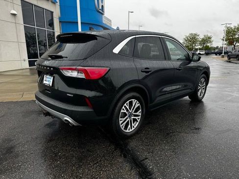 Used 2022 Ford Escape SEL w/ Class II Trailer Tow Package AWD/4WD image 5