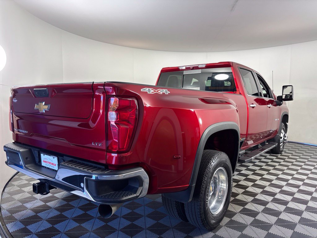 Certified 2024 Chevrolet Silverado 3500 LTZ w/ LTZ Convenience Package AWD/4WD image 12