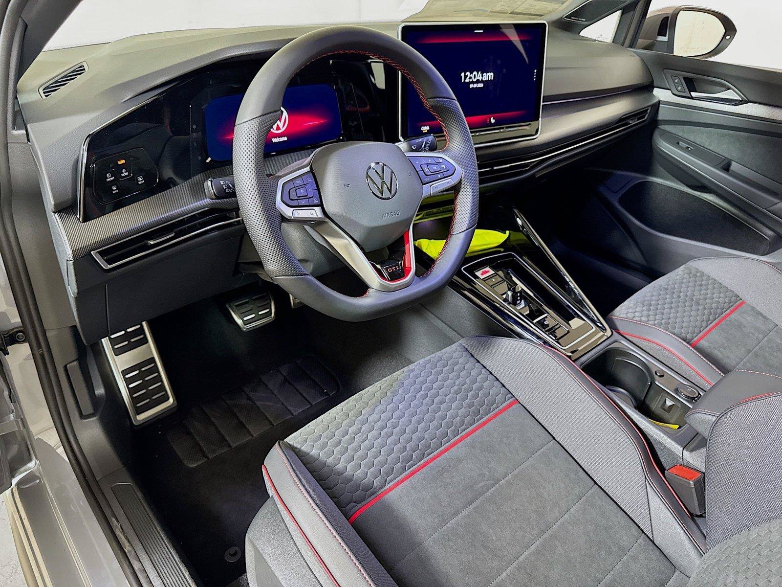 New 2026 Volkswagen Golf SE FWD image 5
