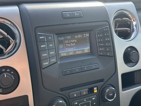 Used 2013 Ford F150 XLT w/ Luxury Equipment Group image 9