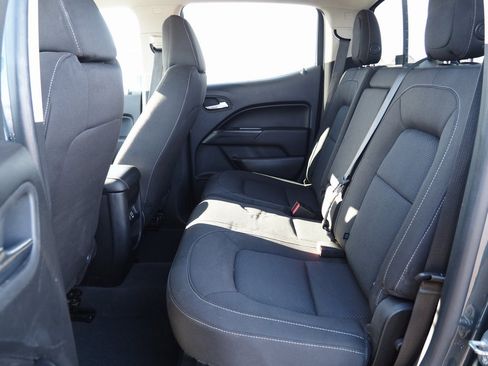 Used 2019 Chevrolet Colorado LT w/ LT Convenience Package image 7