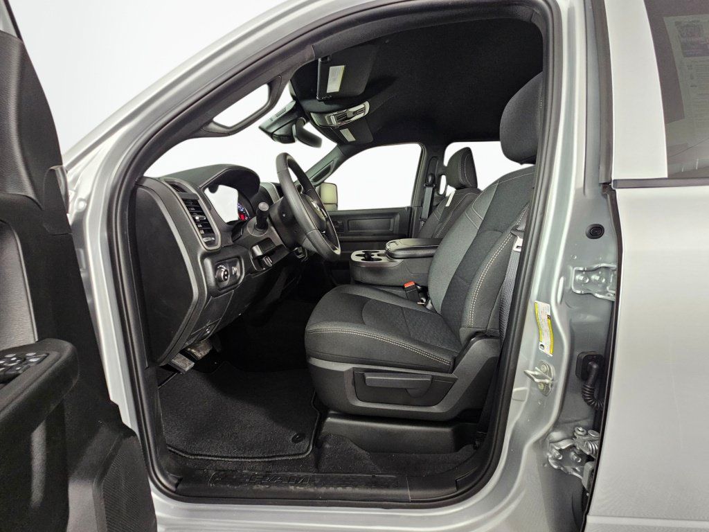 New 2026 RAM 3500 Tradesman AWD/4WD image 19
