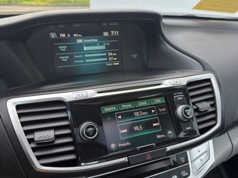 Used 2015 Honda Accord EX-L image 11