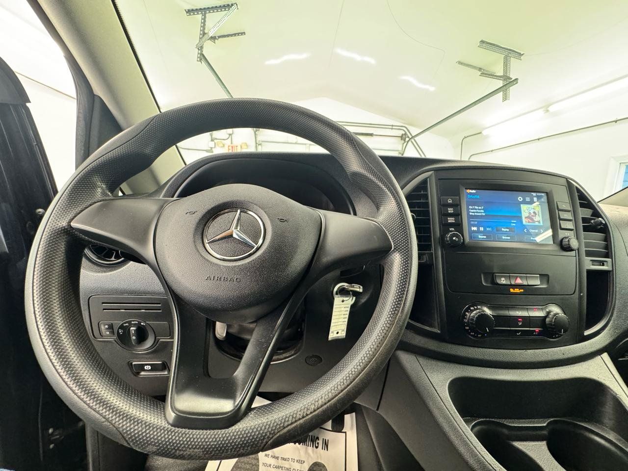 Used 2022 Mercedes-Benz Metris image 17