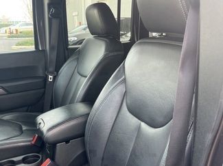 Used 2018 Jeep Wrangler Unlimited Sahara video 2