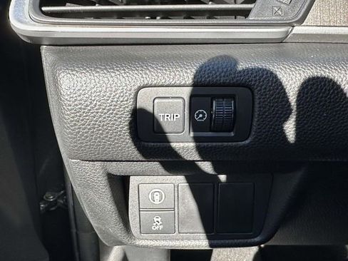 Certified 2018 Honda Accord LX image 31